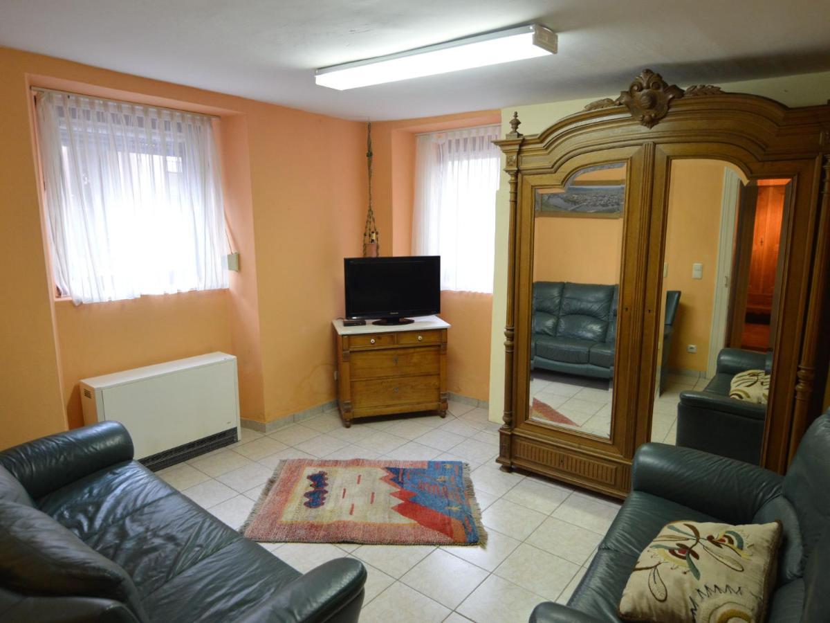 Charming Holiday Home In Neumagen Dhron מראה חיצוני תמונה
